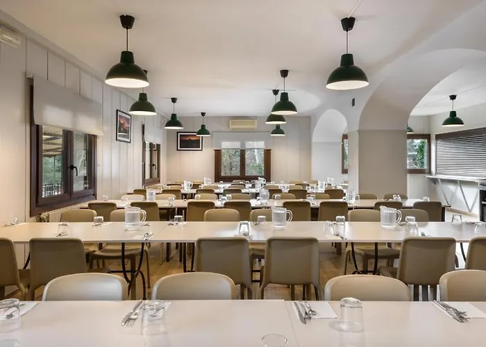 Villanua-edificio Collaradeta- Villanúa